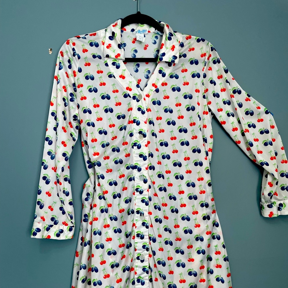 Vintage Eve Stillman  cherry night shirt